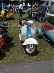 Amerivespa 2003 pictures from ActionGirl