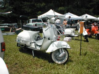 Amerivespa 2003 pictures from euroscoot