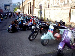 Scooter Insanity 2003 pictures from Dono