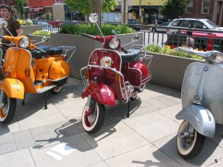 Vespa Washington Classic Vespa Show - 2004 pictures from KarenJ