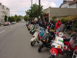 Scooter Insanity - 2004 pictures from Tak