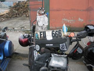 Keep It Clean - 2004 pictures from Vespa_Voyeur