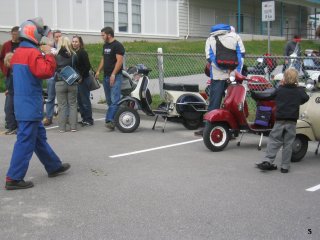 Keep It Clean - 2004 pictures from moped_army