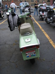 Amerivespa - 2005 pictures from PJ_and_Erik_from_Scooterworks