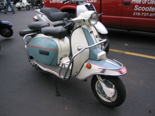 Amerivespa - 2005 pictures from PJ_and_Erik_from_Scooterworks