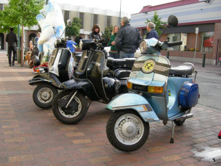 Garden City Scooter Rally - 2006 pictures from Richard