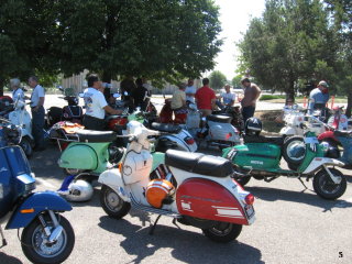 Amerivespa and LammyJammy - 2006 pictures from Jettin