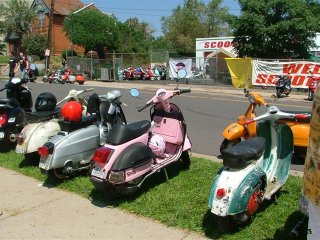 Amerivespa and LammyJammy - 2006 pictures from Miles_TeSelle