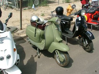 Amerivespa and LammyJammy - 2006 pictures from Miles_TeSelle