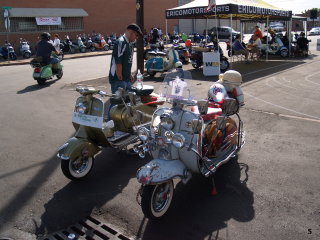 Amerivespa and LammyJammy - 2006 pictures from OGonZoO