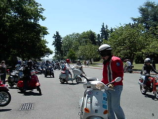 Scooter Insanity - 2006 pictures from Julie