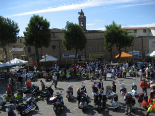Vespa Club Piceno 6th National Rally - 2006 pictures from Peter_Cervantes