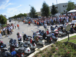 Vespa Club Piceno 6th National Rally - 2006 pictures from Peter_Cervantes