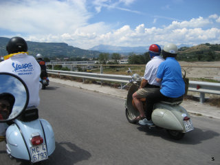 Vespa Club Piceno 6th National Rally - 2006 pictures from Peter_Cervantes