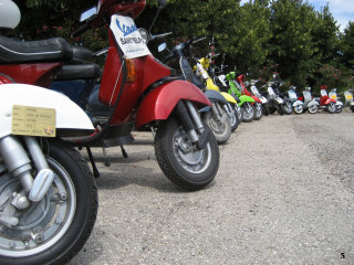 Vespa Club Piceno 6th National Rally - 2006 pictures from Peter_Cervantes