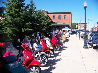 Scoot-A-Que 10: The X Rated Rally - 2007 pictures from oldscooterguy