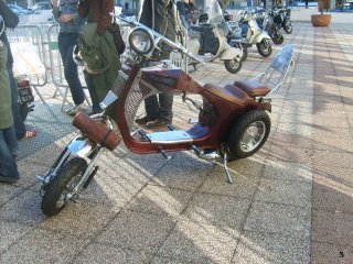 11th Paris Scooter Show - 2007 pictures from guillaum