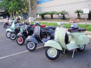 Hawaii Vintage Scooter Club Holiday Ride - 2008 pictures from Eric_Roberts
