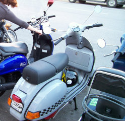 Scoot-A-Que 12 - 2009 pictures from DasBaldGuy