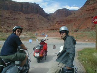 scoot.net: Moab 2001 pictures from David Schuttenberg 